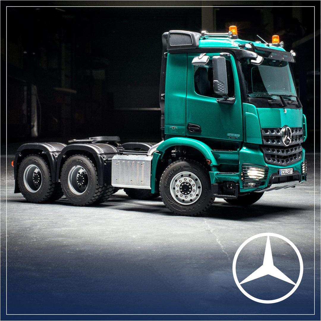 Sattelzugmaschinen-Mercedes Benz