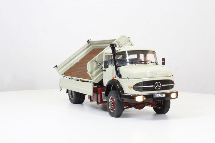 MB Rundhauber 2-Achs-Dreiseitenkipper - 4x4
