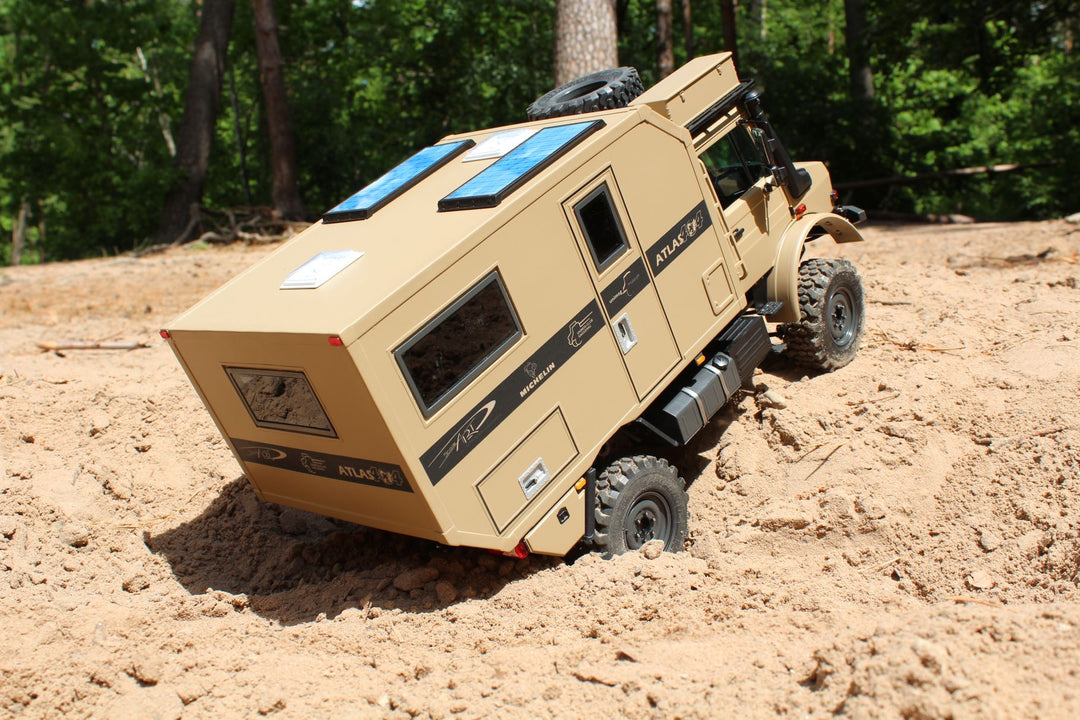 UNIMOG 3.250 mit Wohnmobilaufbau Atlas 4x4
