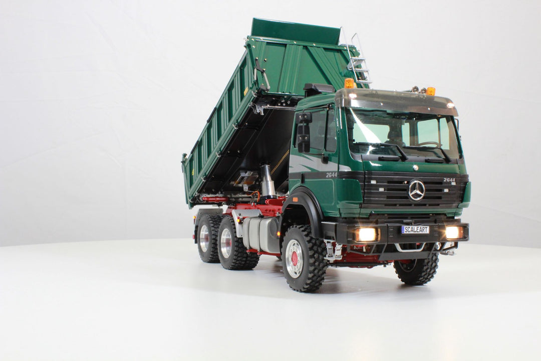 Mercedes SK 3-Achs-Dreiseitenkipper 6x4
