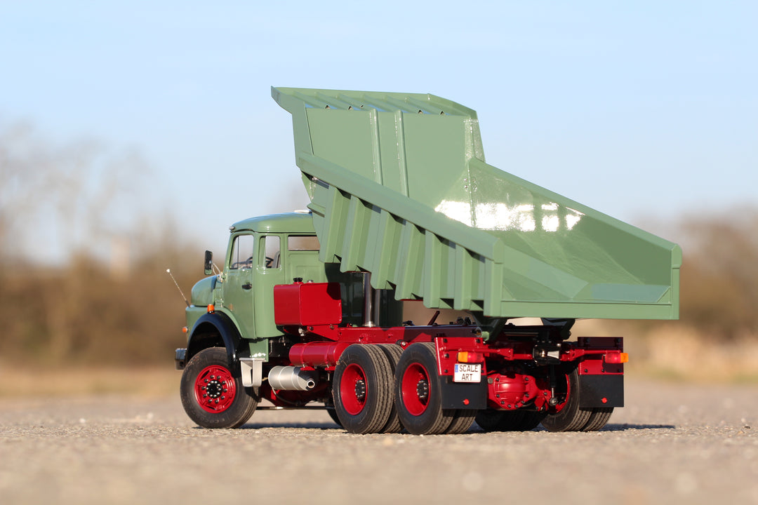 MB Rundhauber 3-Achs-Hinterkipper 6x4