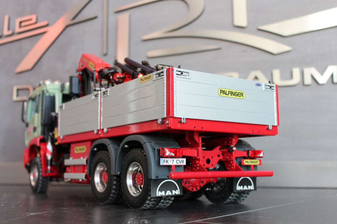 TGS 3-Achs-Baustoff-LKW, Palfinger Ladekran
