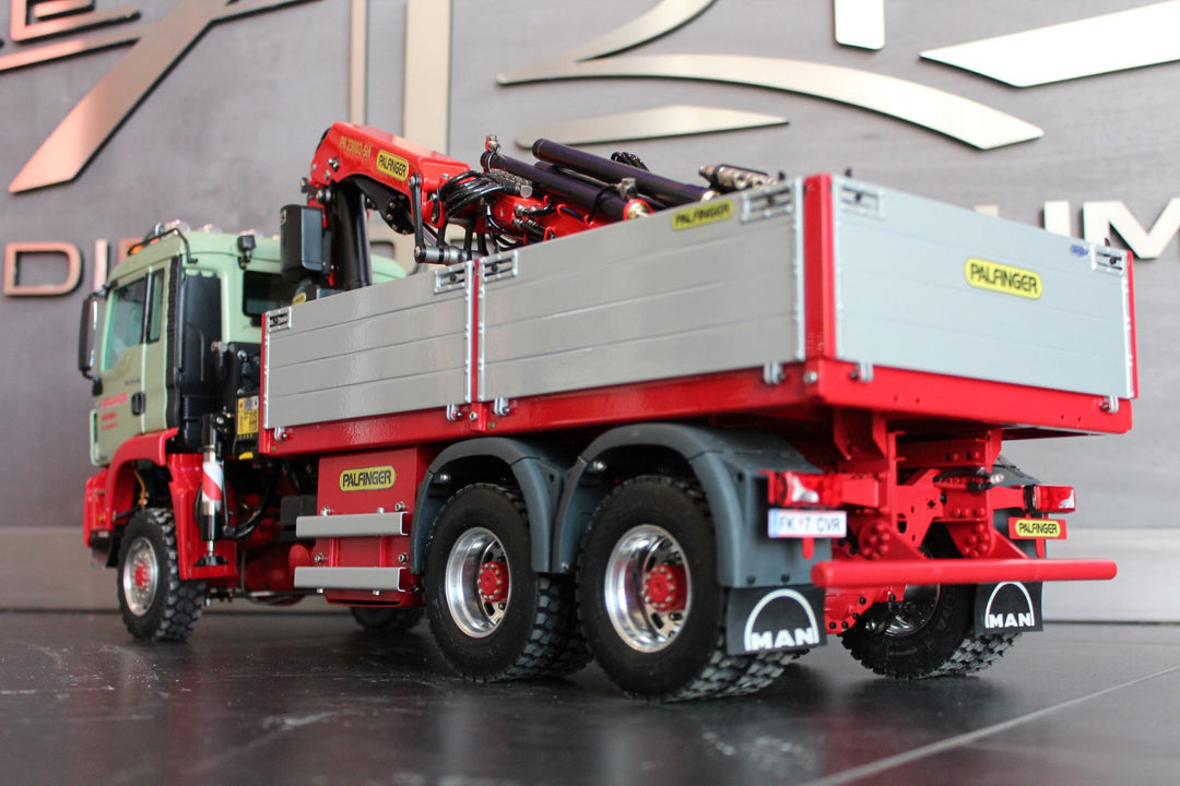 TGS 3-Achs-Baustoff-LKW, Palfinger Ladekran