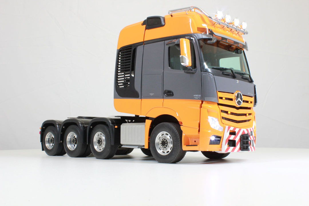 Actros/Arocs Gigaspace, 4-Achs-Schwerlastzug-Sattelzugmaschine