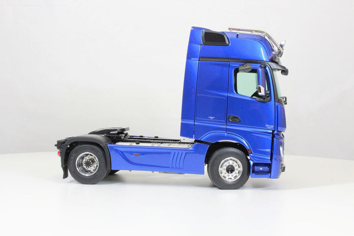 Actros II Gigaspace 2-Achs Sattelzugmaschine 4x2