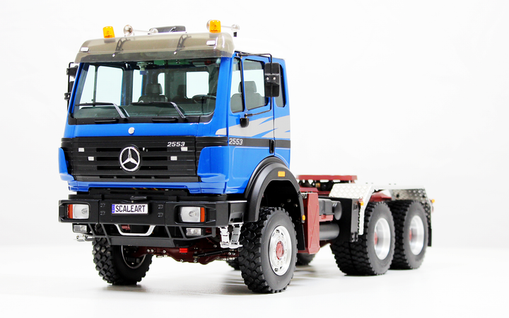 Mercedes SK 3-Achs-Sattelzumgaschine lang 6x6