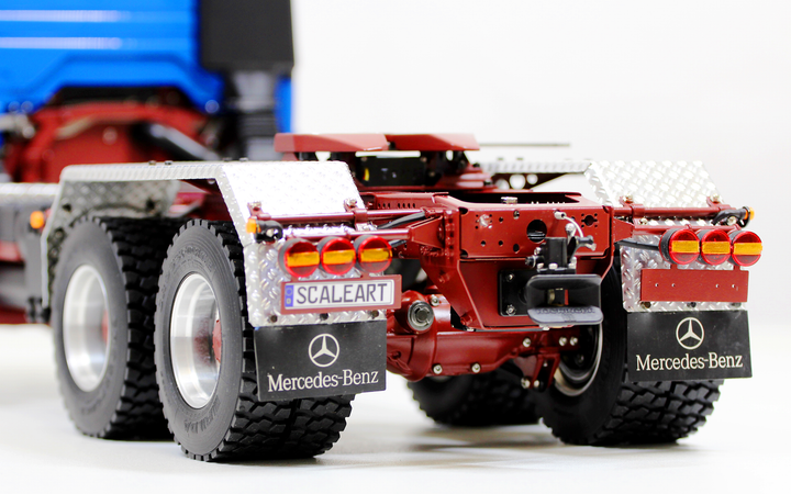 Mercedes SK 3-Achs-Sattelzumgaschine lang 6x6