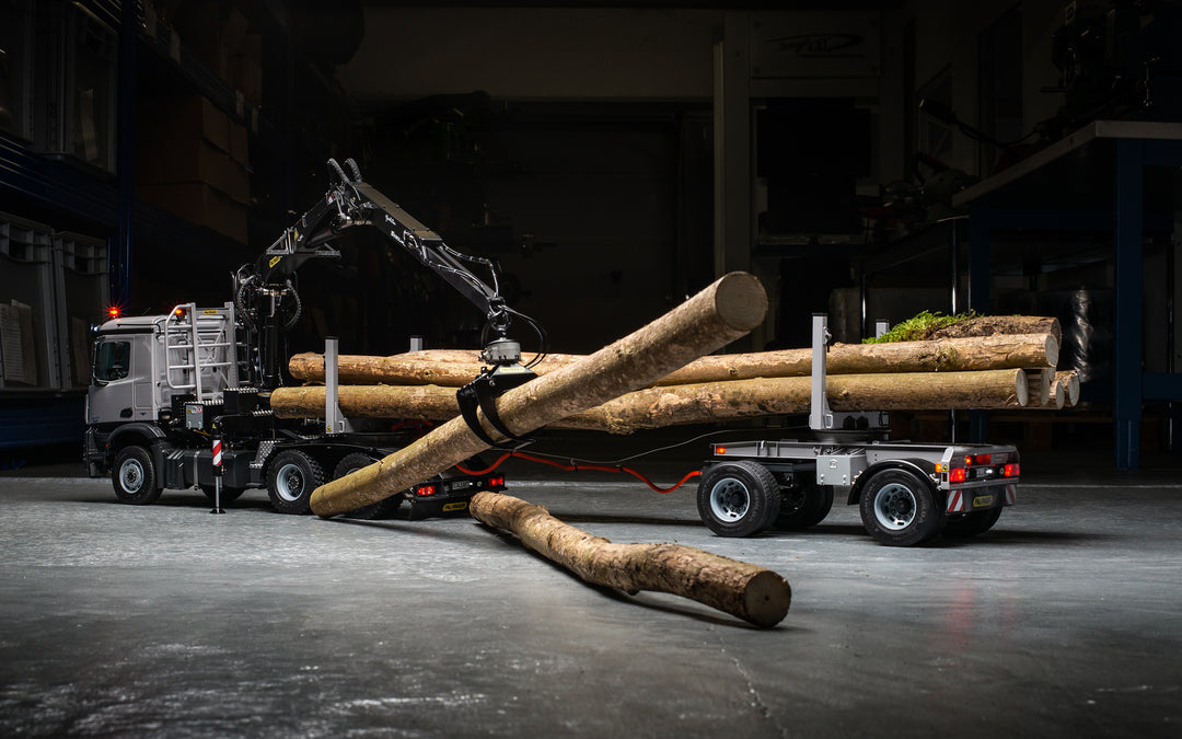 Arocs 3-Achs-Langholzzug Epsilon S290L mit Dolly